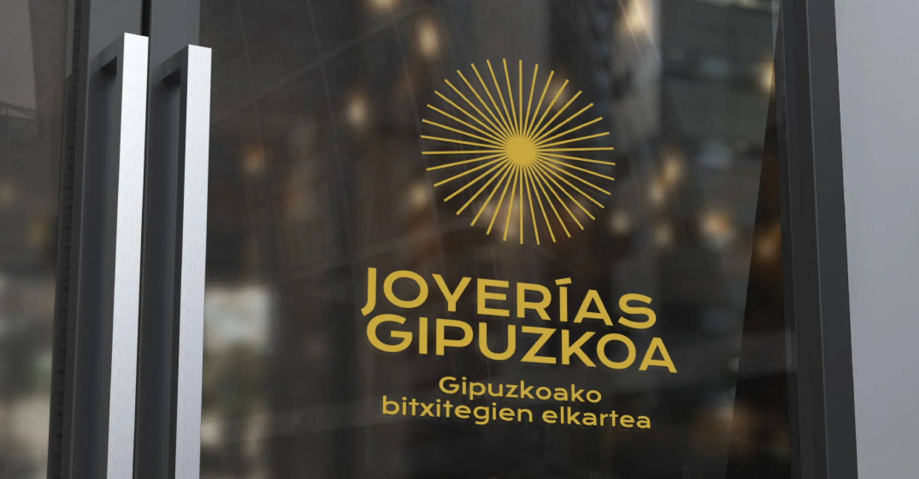Escaparate con logo de Joyerías Gipuzkoa